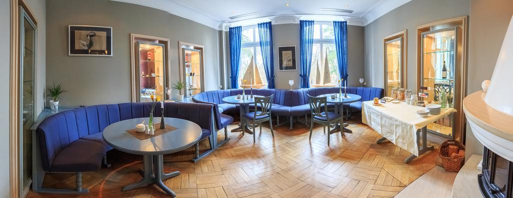Hotel Schloesschen Sundische Wiese Zingst Exterior foto